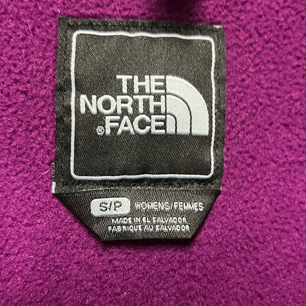 The North Face Purple Checkered Fleece Jacket - Picture 10 of 11